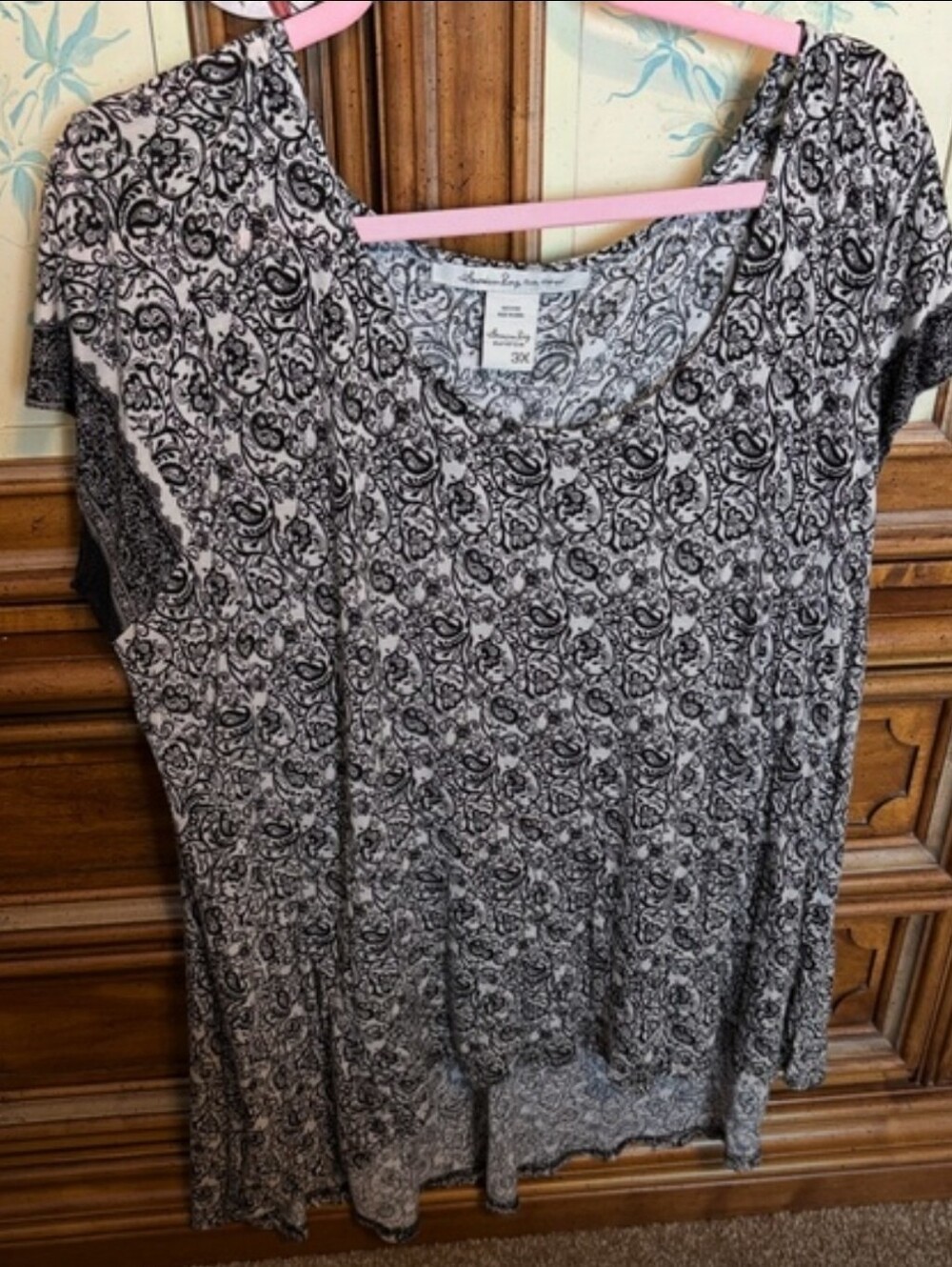 American Rag Black & White Paisley Print Women’s Top - 3X - EUC!